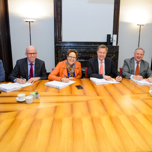 MST20150217-ondertekening 1.jpg