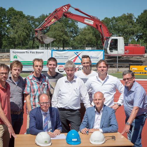 activum20150630-ondertekening.jpg