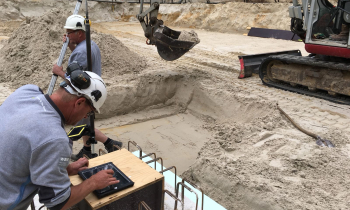 trimble bij Nijverdal bouwplaats.jpg
