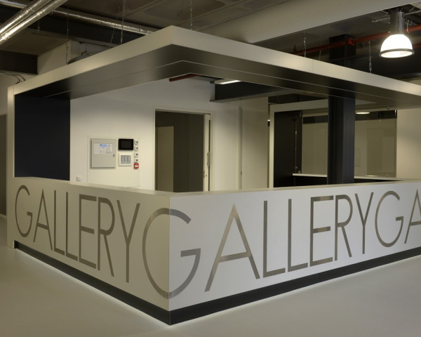 eb130311 gallery1101.JPG