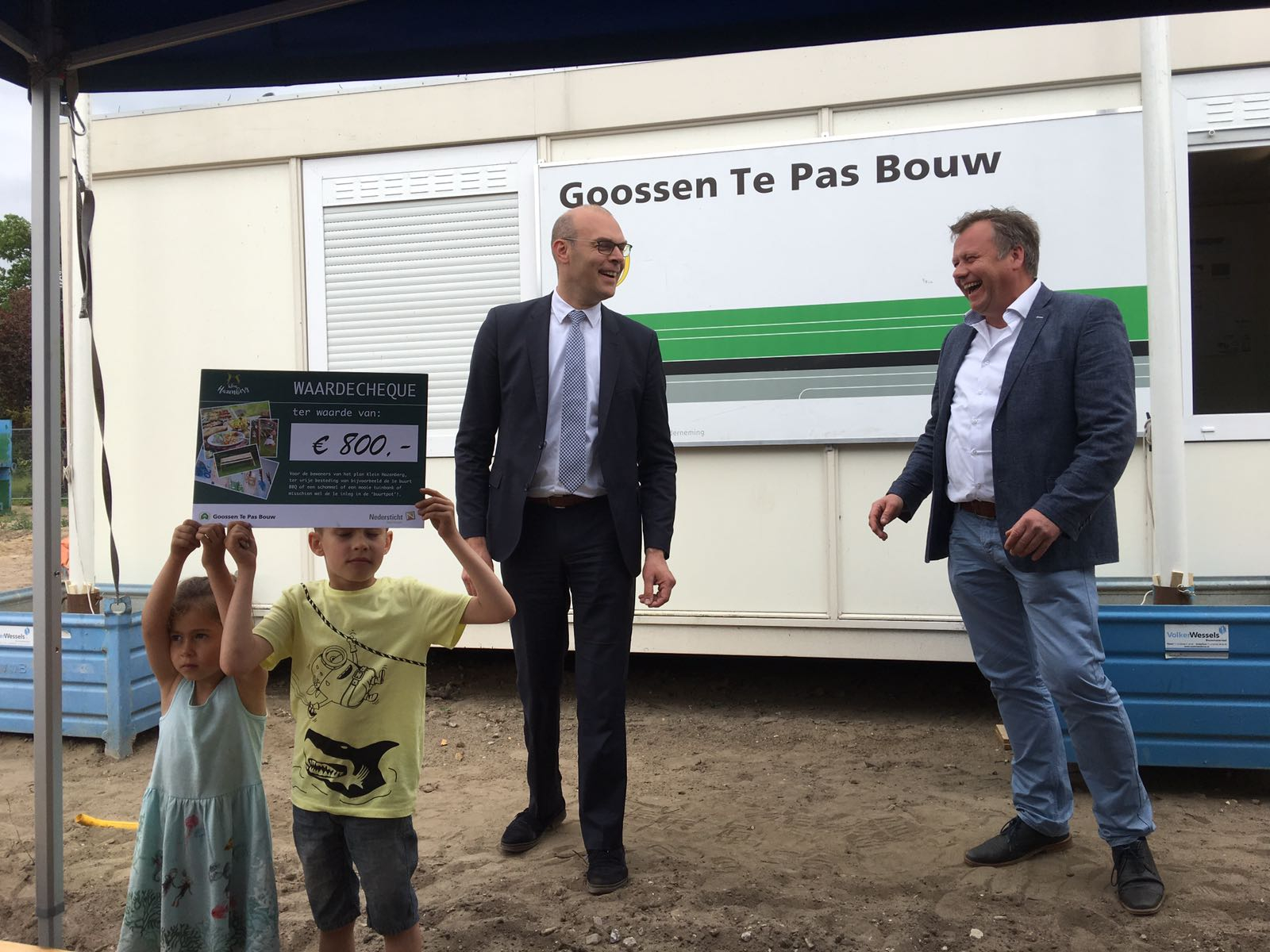 cheque aanbieden.jpg